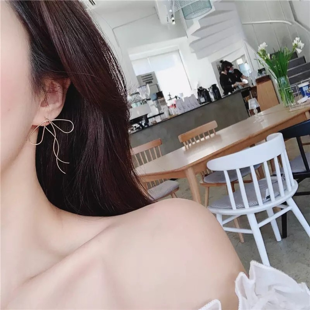 “Paris” Minimalist Thin Bow Dainty Knot Cute Birthday/Gift/Babyshower Earrings - Picture 8 of 12